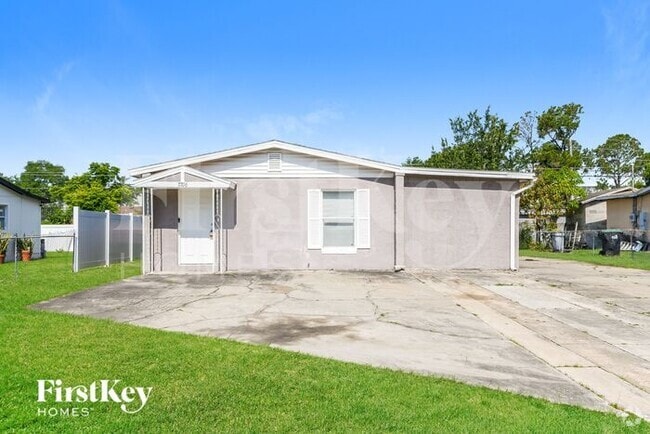 Building Photo - 7706 Aviano Ave