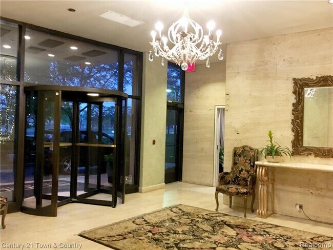 Foto del edificio - 5000 Town Center Dr