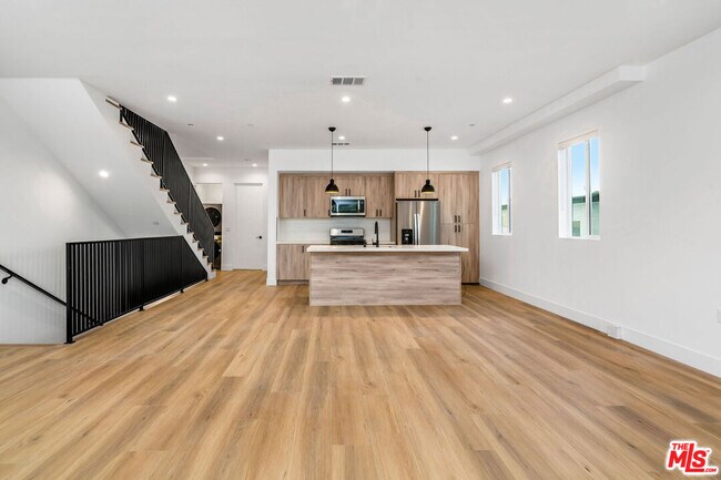 Foto del edificio - 10805 Morrison St