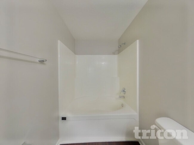 Foto del edificio - 1621 Bridgecreek Crossing