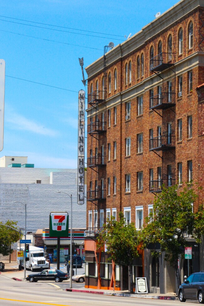 Kipling Apartments 40674077 W 3rd St Los Angeles, CA Apartments