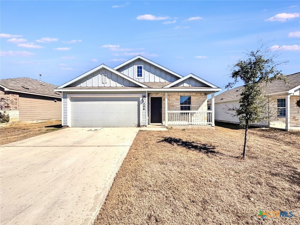 Foto principal - 506 Blue Stem Rd