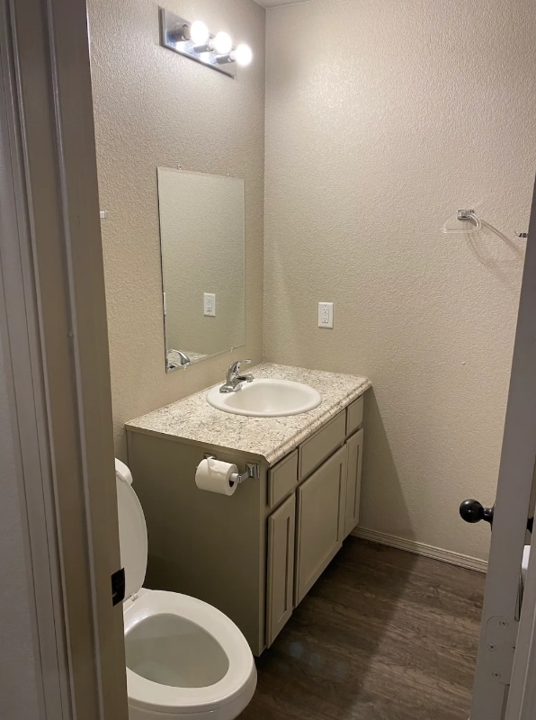 Building Photo - 2306 Jordan St