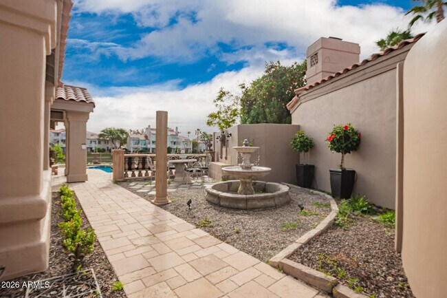 Foto del edificio - 10113 N 103rd St