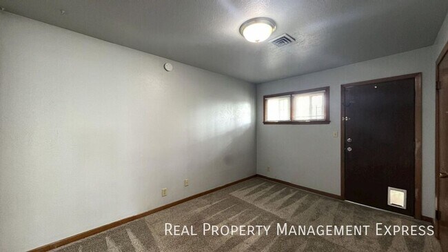 Foto del edificio - 2 Bedroom Apartment located in Sioux Falls