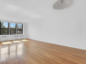 Building Photo - 35-20 Leverich St
