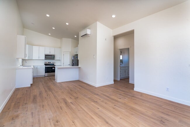 Foto del edificio - 534 Mockingbird Ln