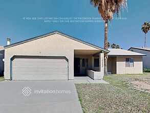 Building Photo - 10322 W Calle Del Oro