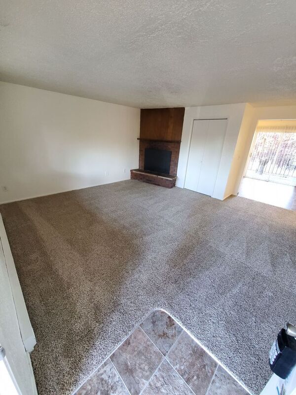 Building Photo - 3939 Iberis St NE