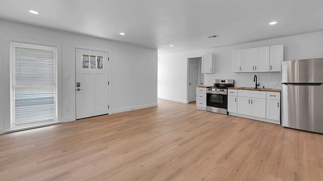 Building Photo - Newly remodeled 3BD 2BA Home in Waco - Near Baylor University