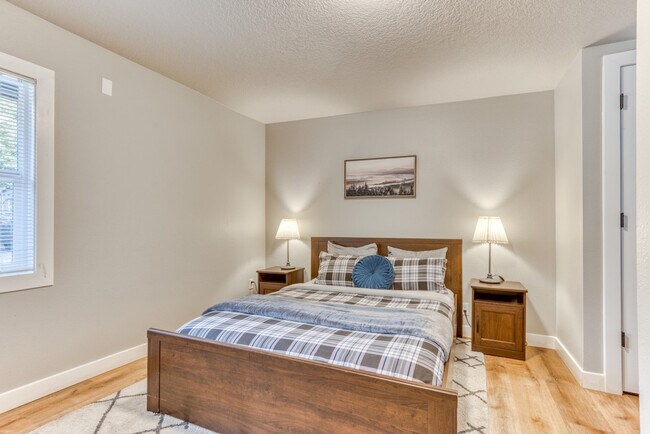 Foto del edificio - 65500 E Oregon St