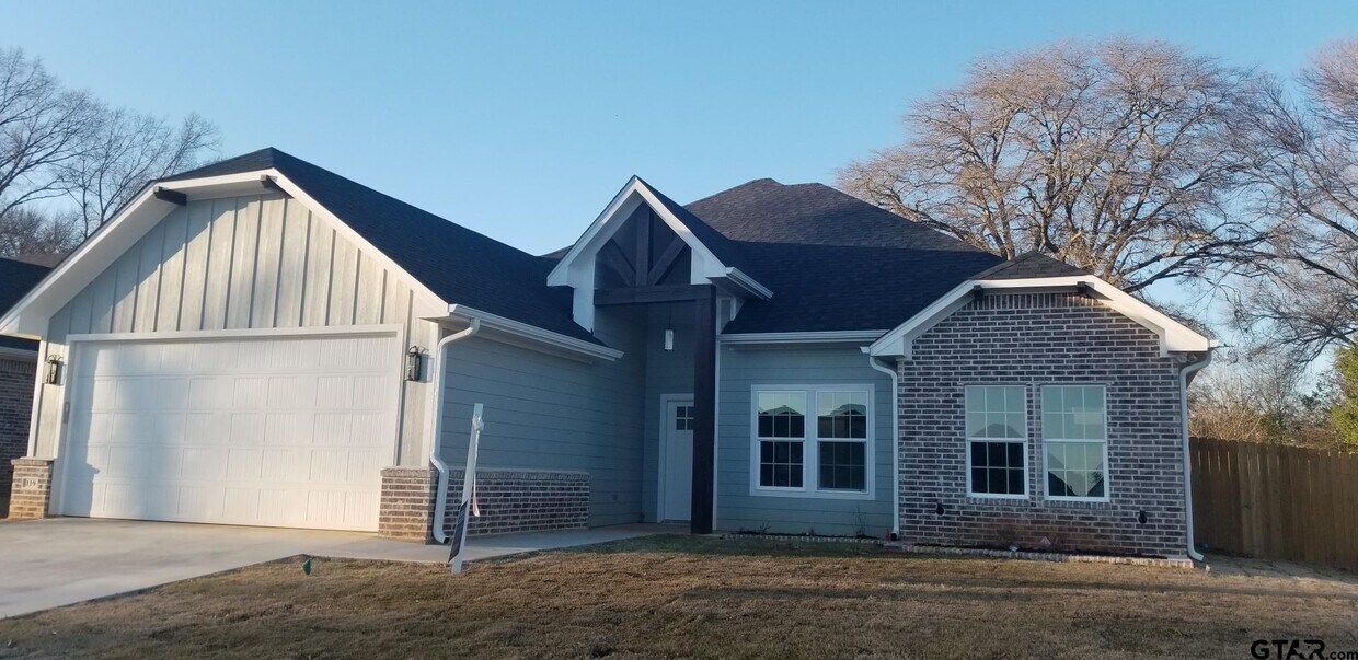 119 Rose Row Ln, Winona, TX 75792 House Rental in Winona, TX