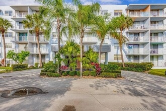 Building Photo - 480 Executive Center Dr