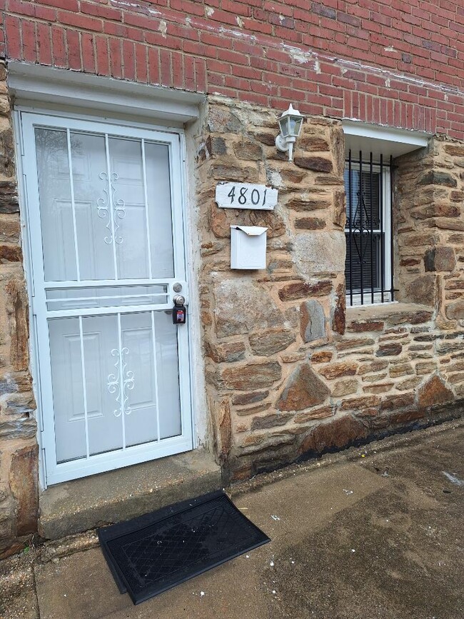 Foto del edificio - 4801 Beaufort Ave