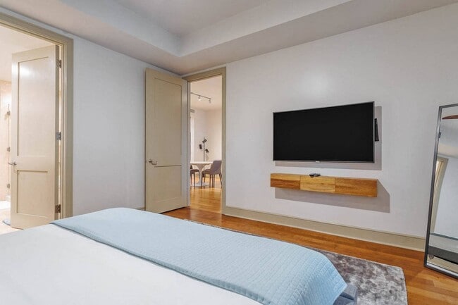 Interior Photo - Wilshire Victoria Westwood Apartments