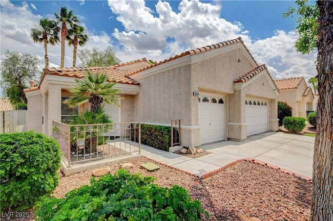 Foto del edificio - 3324 Misty Cloud Ct