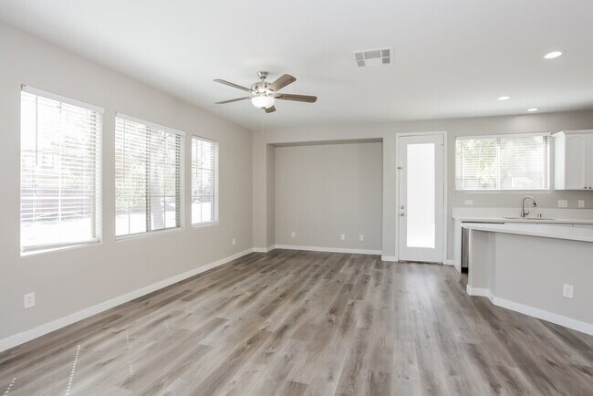 Foto del edificio - 3524 Turquoise Waters Ave