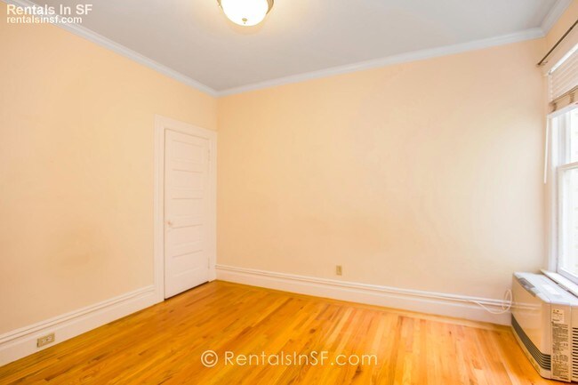 Building Photo - Beautiful Pet Friendly Flat near in NOPA!