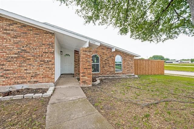 Building Photo - 6500 Mesquite Trail