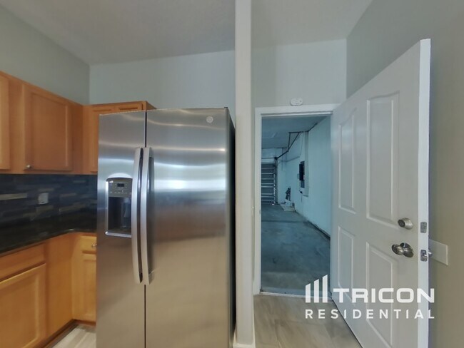 Building Photo - 9112 Bell Rock Pl