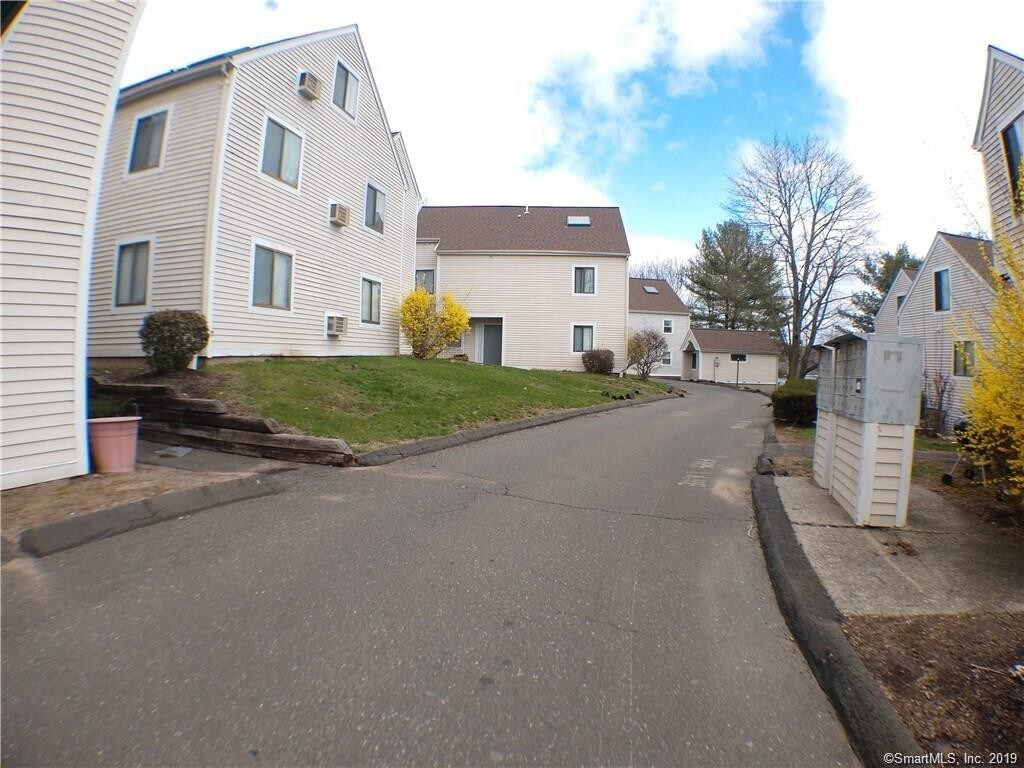 Primary Photo - 70 Terrace St