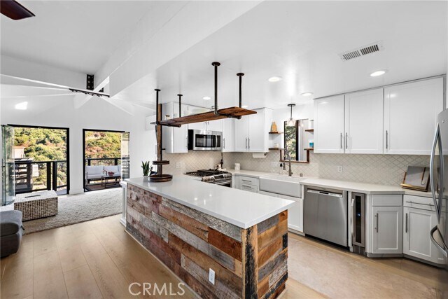 Building Photo - 992 Noria St