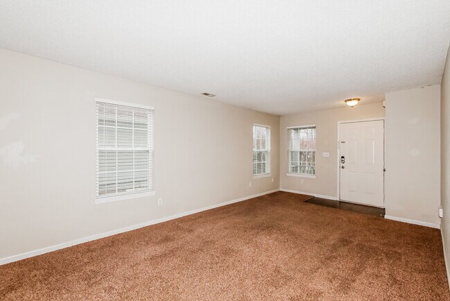 Foto del edificio - 15469 Fawn Meadow Dr