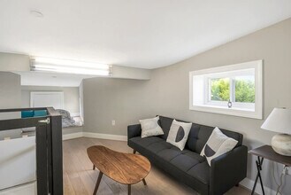 Building Photo - 45 Rhode Island Ave NE