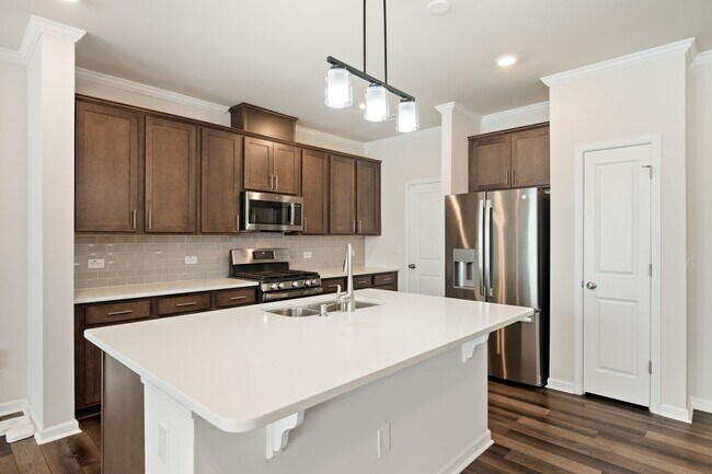 Foto del edificio - Live Near It All – Stylish Chatham Park Townhome with Amenities