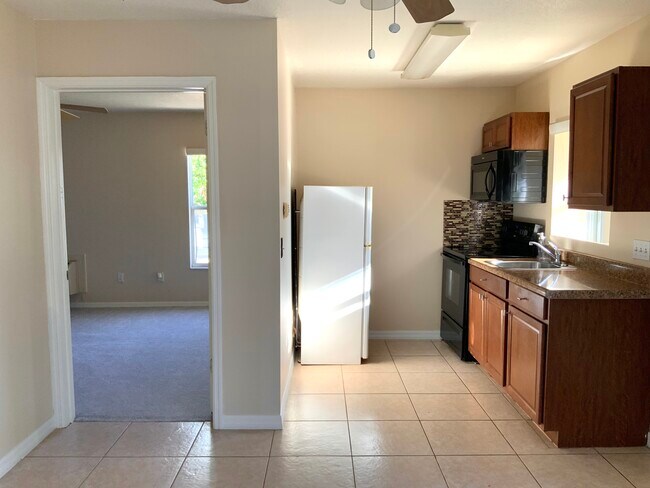 Building Photo - 322 Caribbean Dr