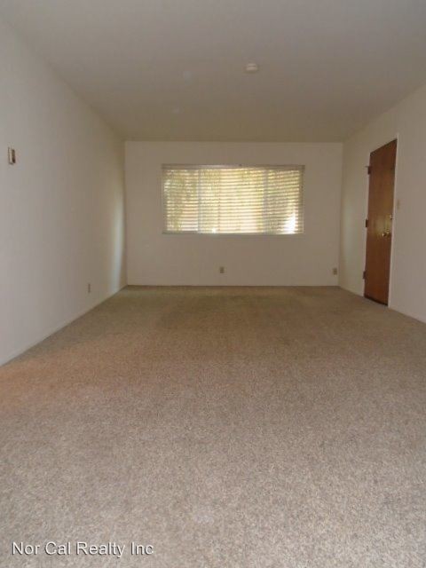 Foto del edificio - 2 br, 1 bath Apartment - 2311 Regent Way