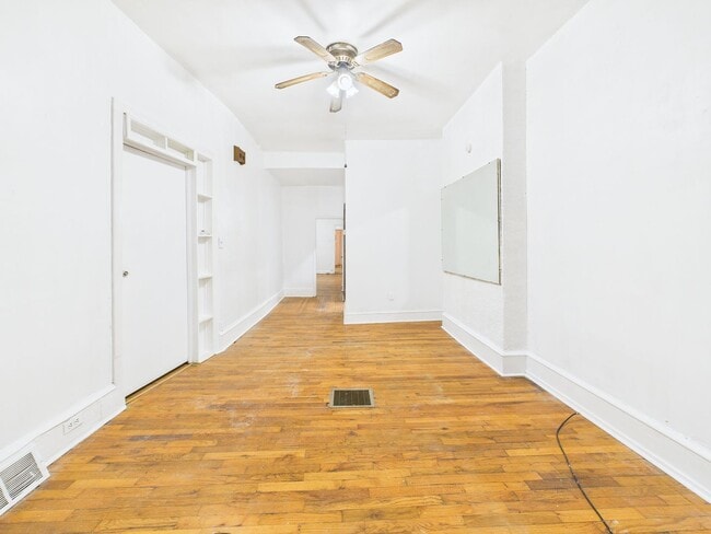 Building Photo - 1304 N 19th St