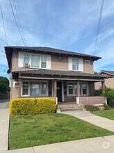 Building Photo - 426 S 3rd Ave