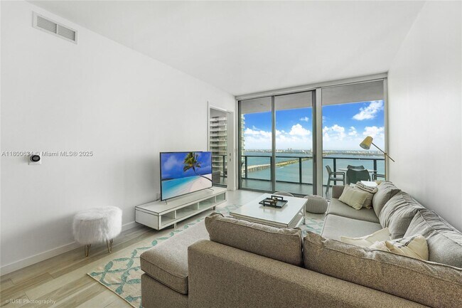 Foto del edificio - 480 NE 31st St