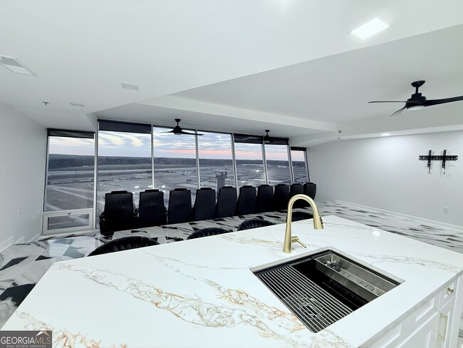 Foto del edificio - 1500 Tara Pl