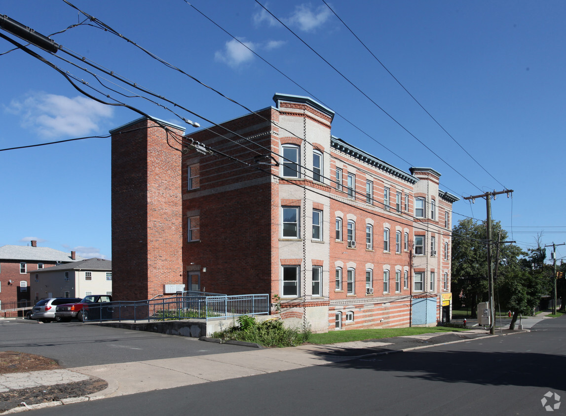 Building Photo - 159-163 Broad St