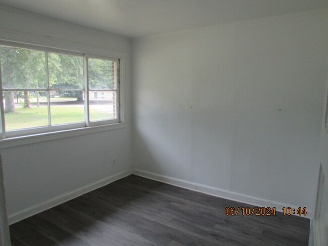 Foto del edificio - Appliances included