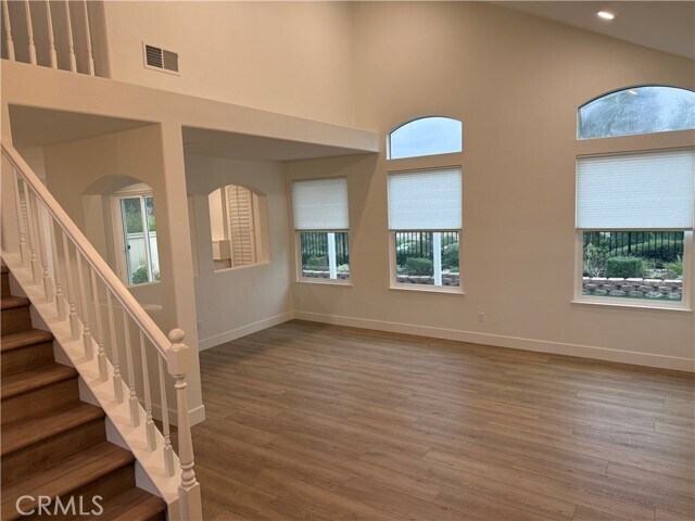 Building Photo - 35 Tanglewood