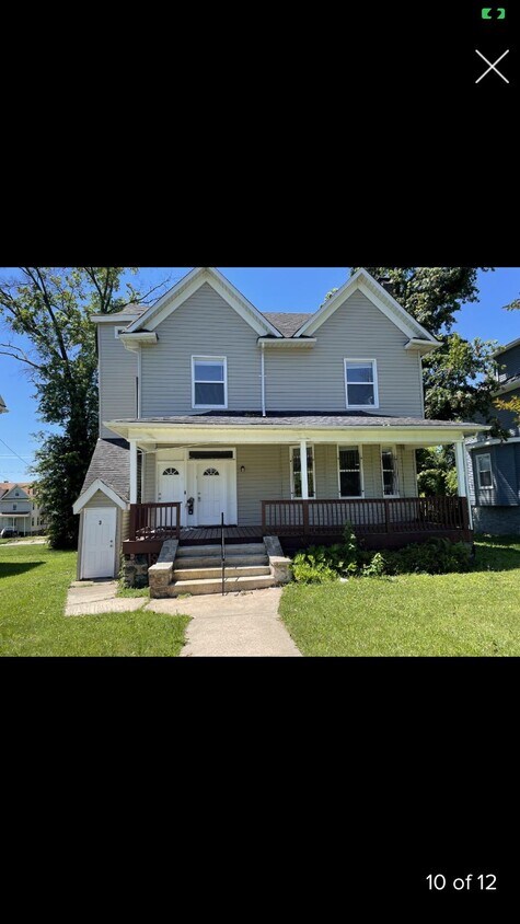 Frente de la casa - 4405 Liberty Heights Ave