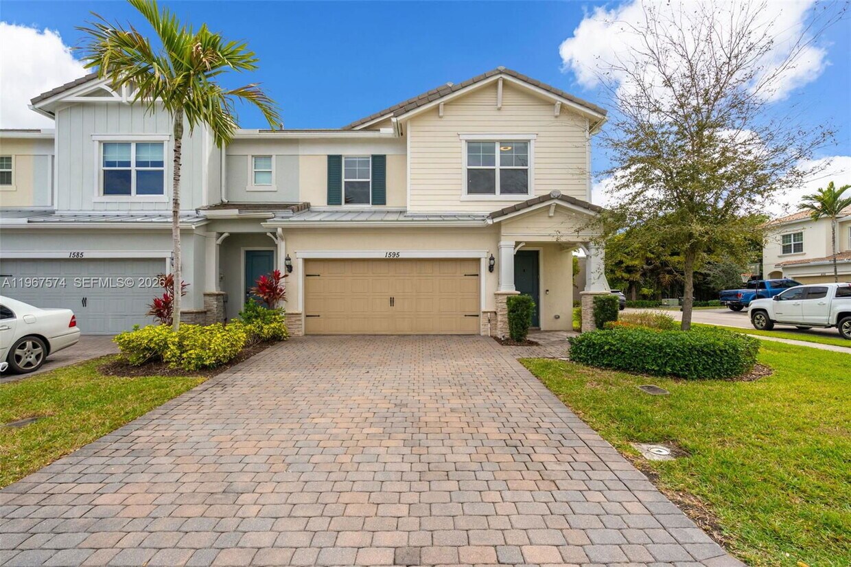 Photo - 1595 Evergreen Terrace, Hollywood, FL 33021 - 3 BR 2.5 BA townhouse
