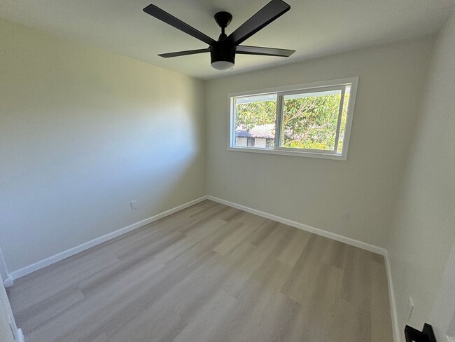 Building Photo - 1716 Kuikele St