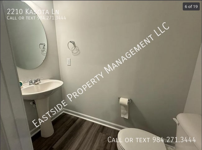 Building Photo - 2210 Kasota Ln