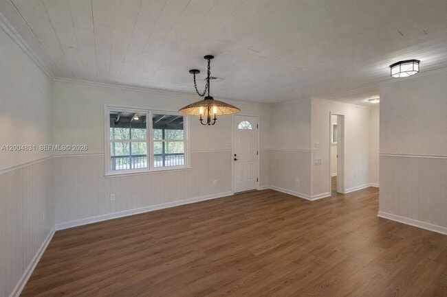 Building Photo - 16932 Calder Dr W