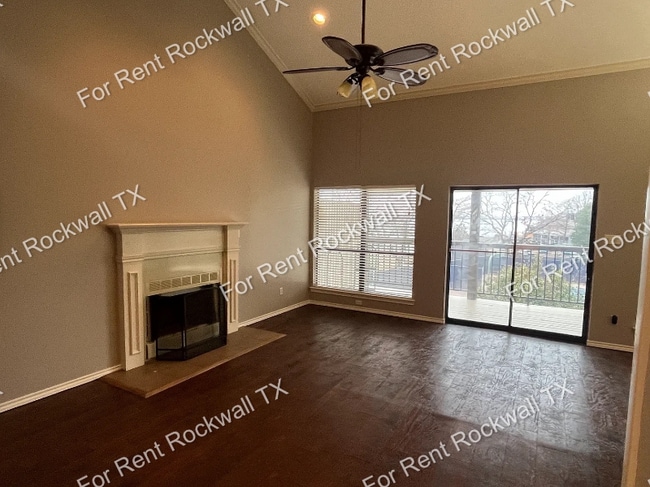 Building Photo - 526 Yacht Club Dr