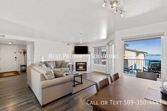 Building Photo - 2900 W Marina Dr