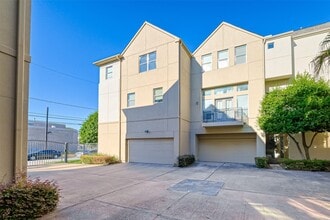 Building Photo - 5342 Darling St