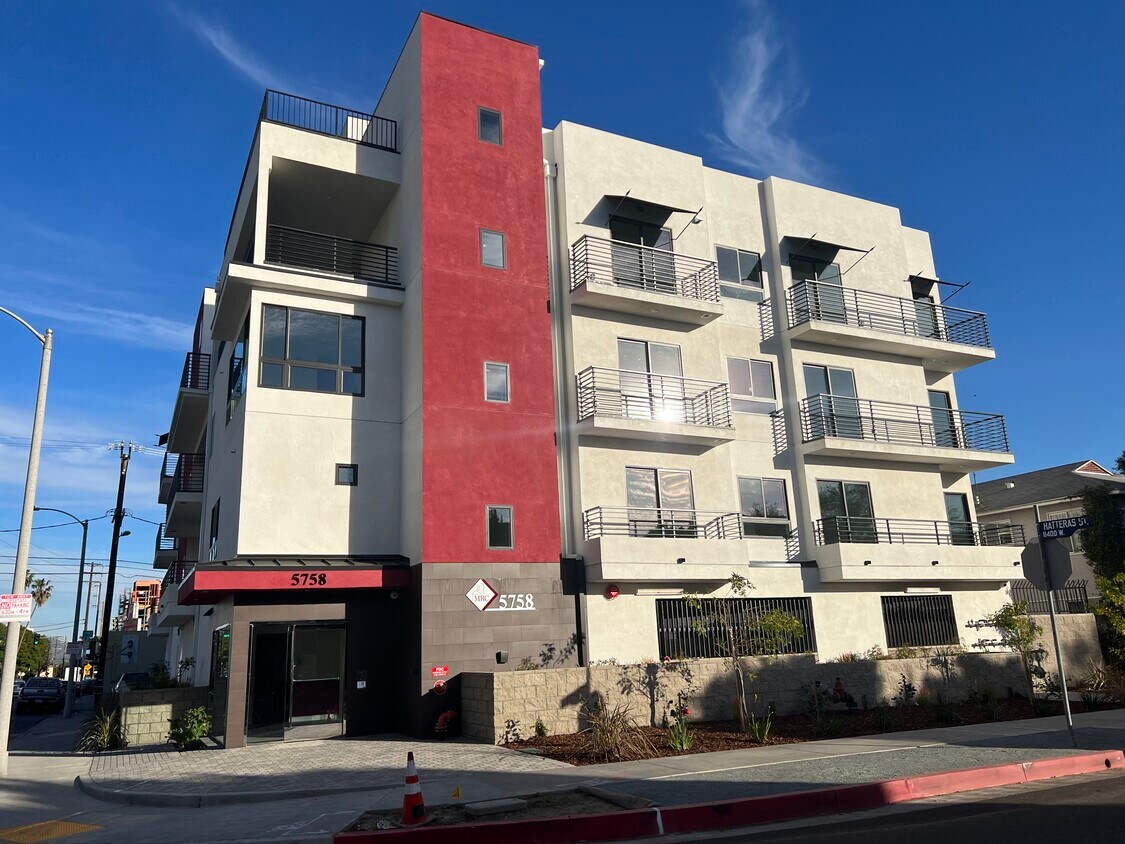 Primary Photo - 5758 Camellia Ave