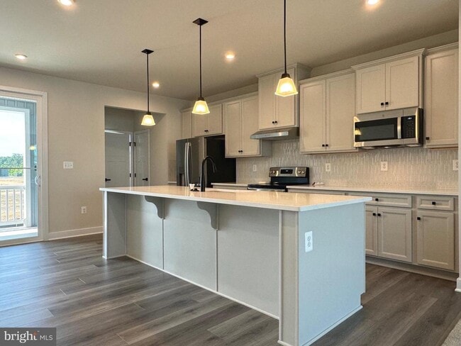 Building Photo - 4532 Briarhaven Dr