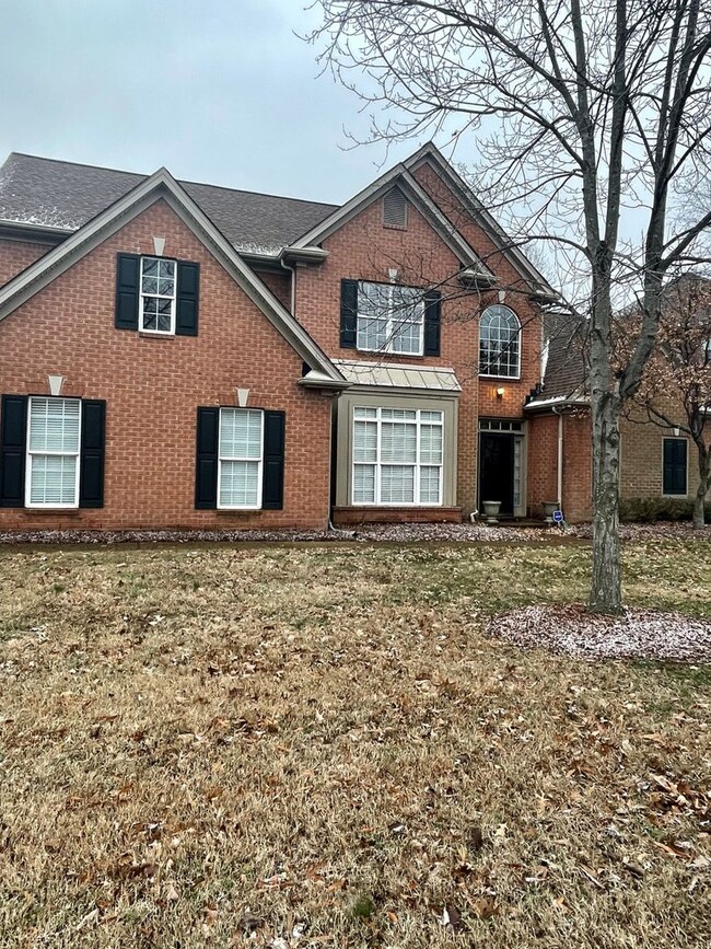 Building Photo - Incredible 4 Bedroom All Brick Home in Bre...