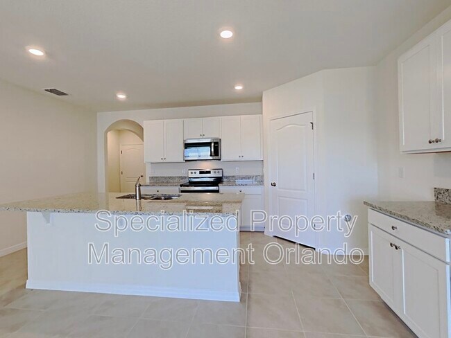 Foto del edificio - 9678 Black Walnut Dr
